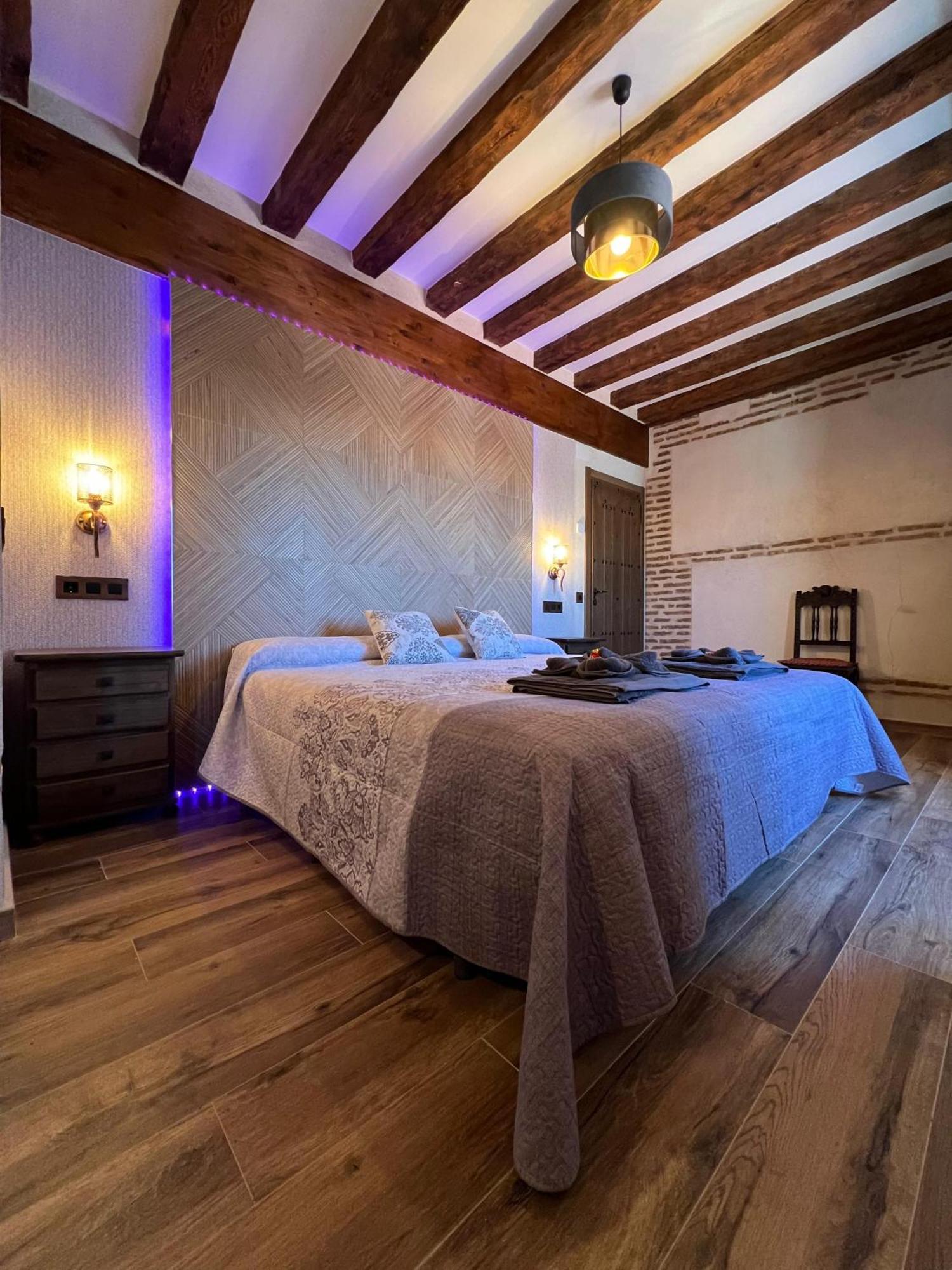 Casa Rural El Torreon Fontiveros الغرفة الصورة