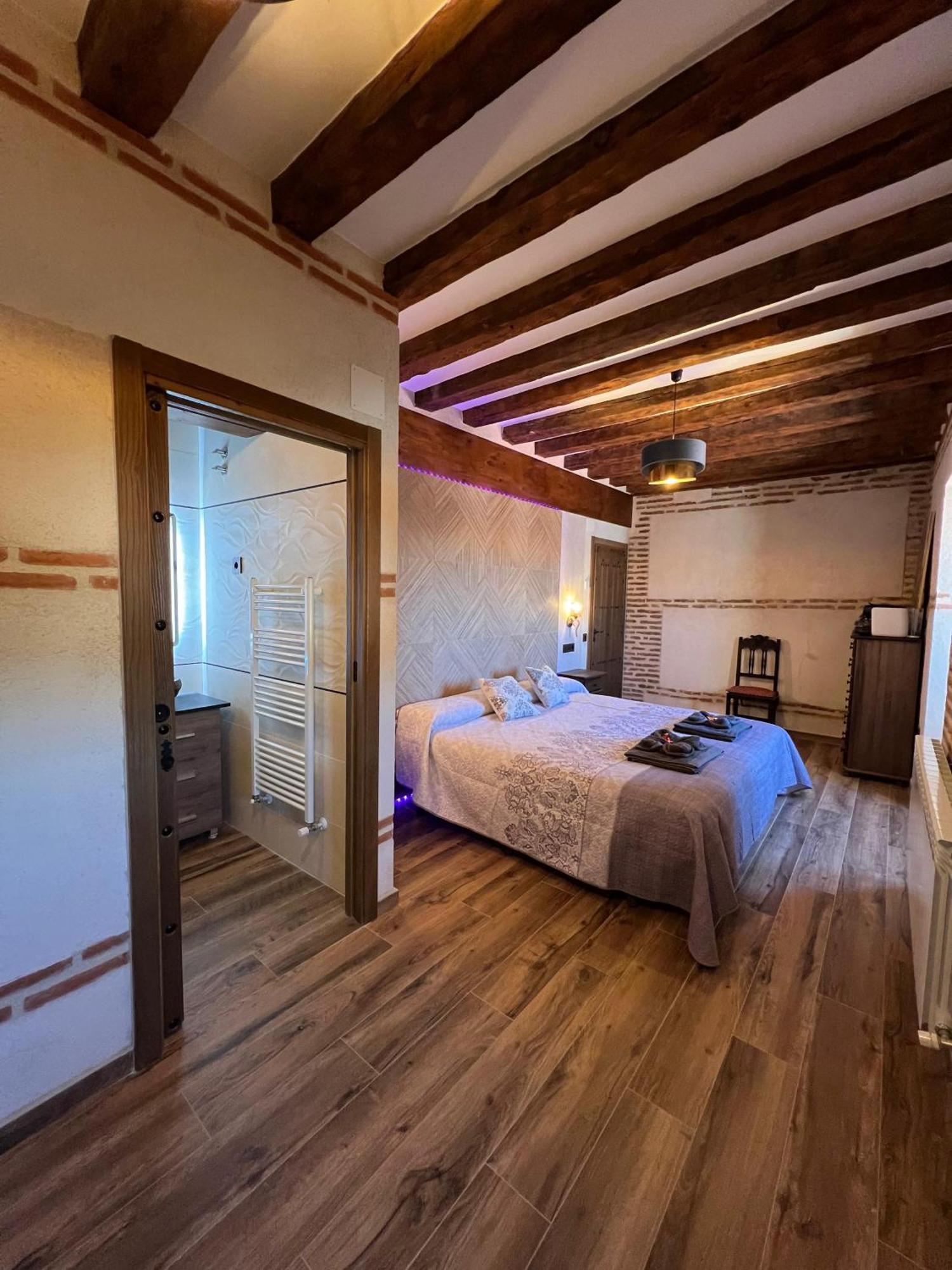 Casa Rural El Torreon Fontiveros الغرفة الصورة